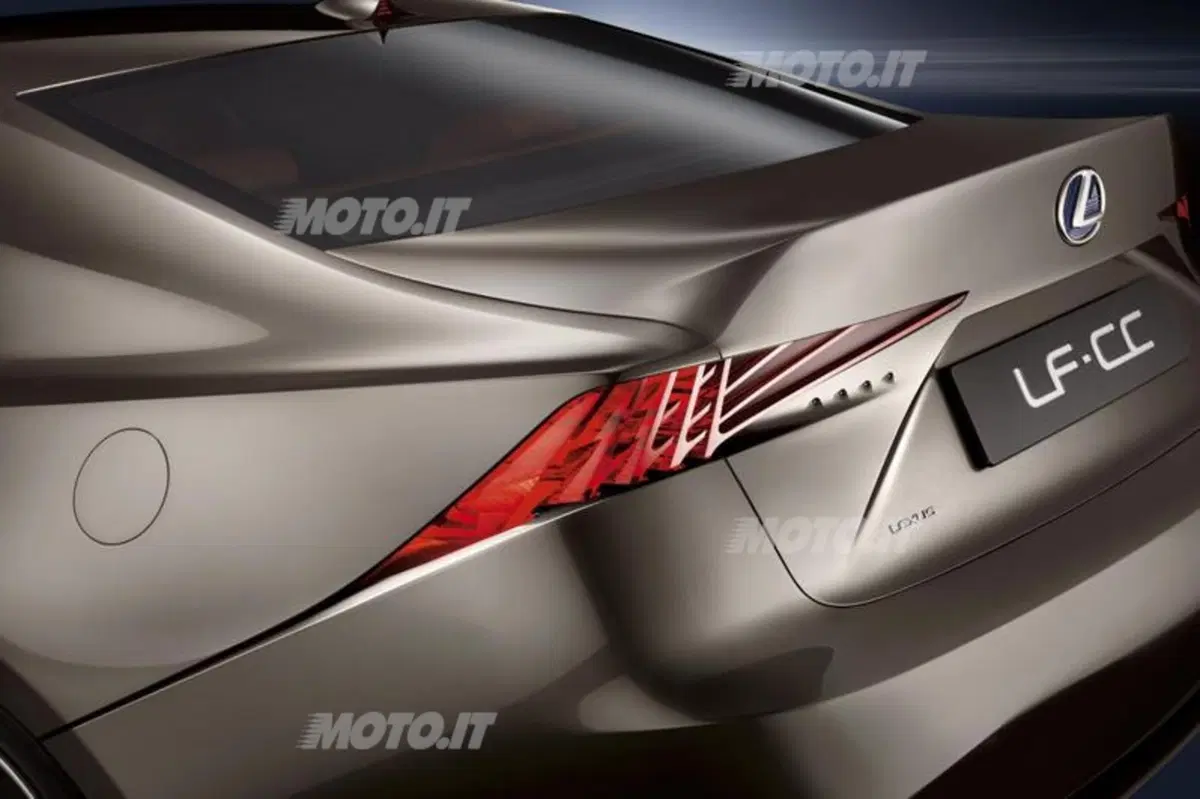 Lexus LF-CC Concept (5)
