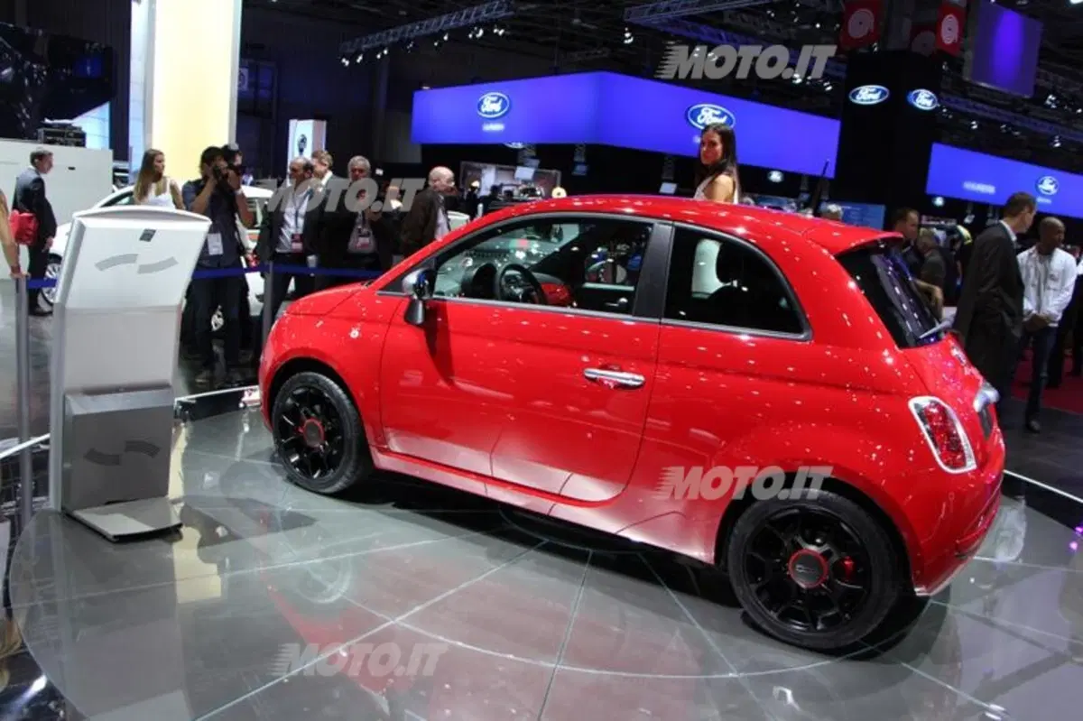 Fiat al Salone di Parigi 2012 (4)