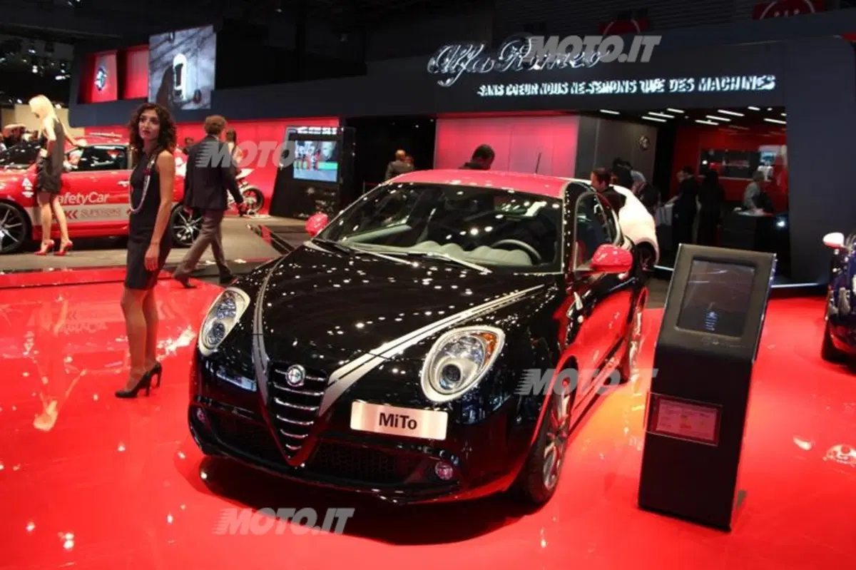 Alfa Romeo al Salone di Parigi 2012 (12)