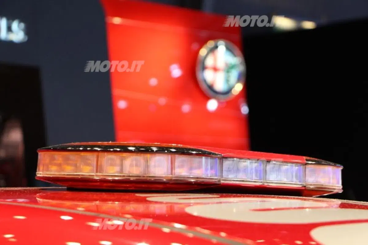 Alfa Romeo al Salone di Parigi 2012 (20)
