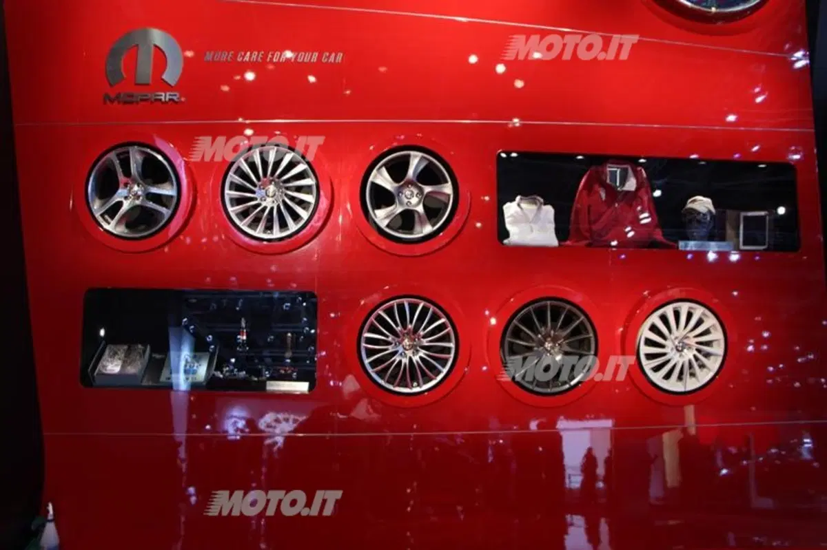Alfa Romeo al Salone di Parigi 2012 (21)