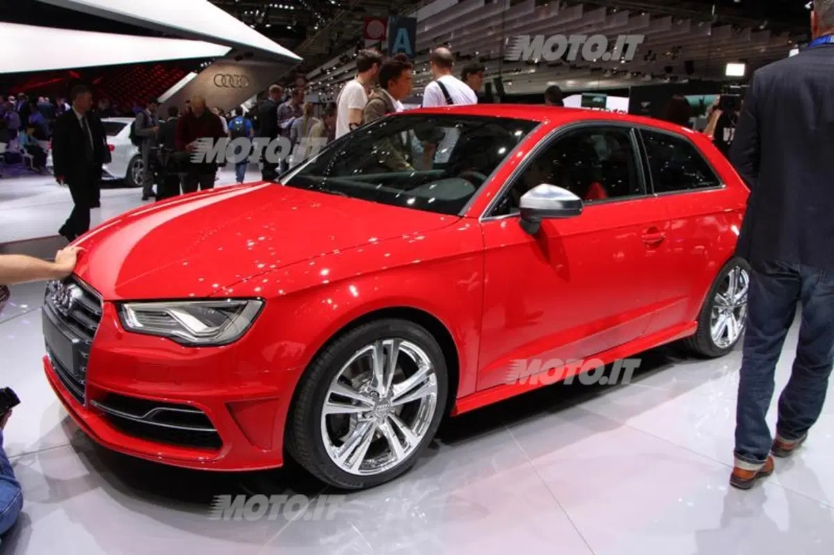 Audi al Salone di Parigi 2012 (3)