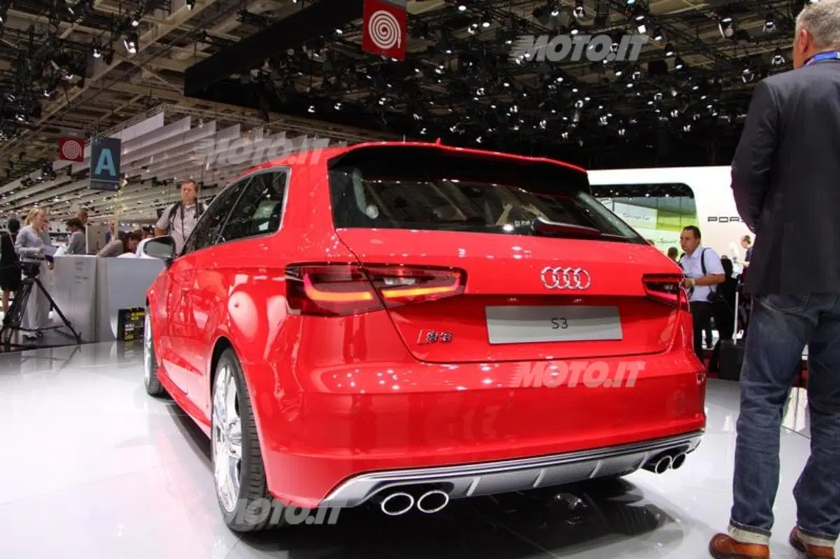 Audi al Salone di Parigi 2012 (11)