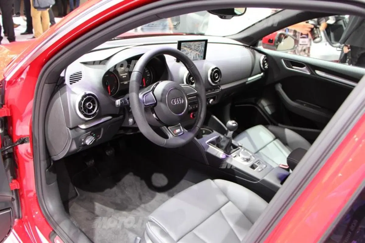 Audi al Salone di Parigi 2012 (15)