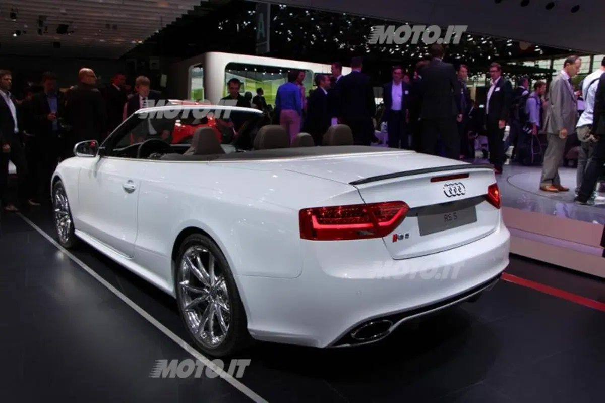 Audi al Salone di Parigi 2012 (18)