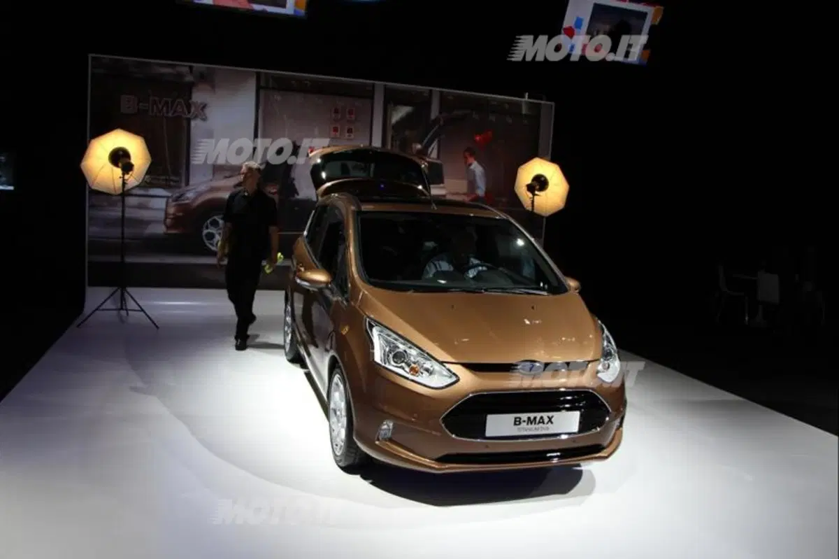 Ford al Salone di Parigi 2012 (2)
