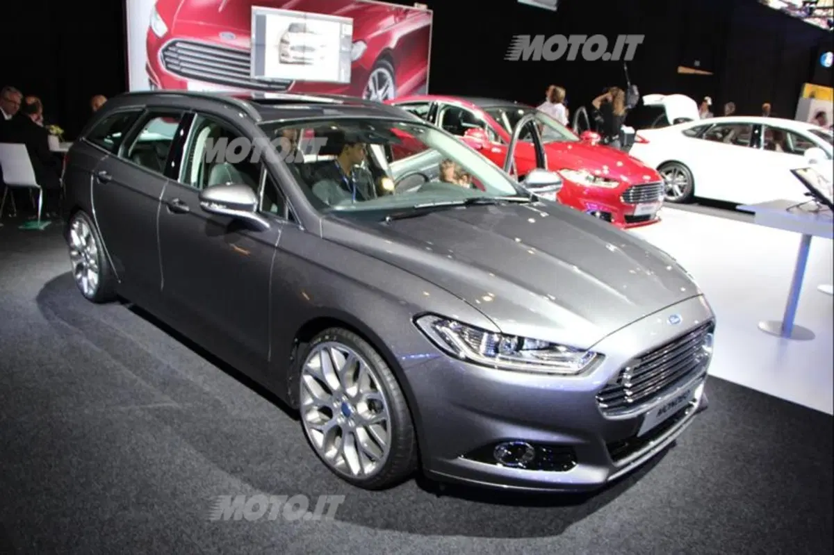 Ford al Salone di Parigi 2012 (22)