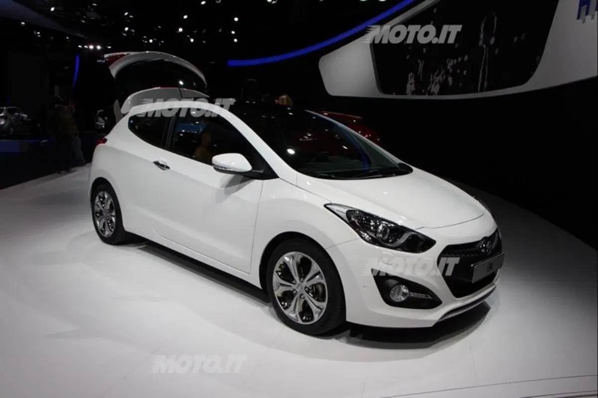 Hyundai al Salone di Parigi 2012 (2)