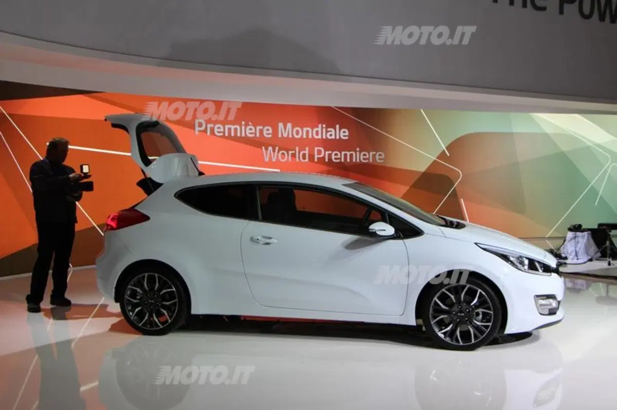 Kia al Salone di Parigi 2012 (5)
