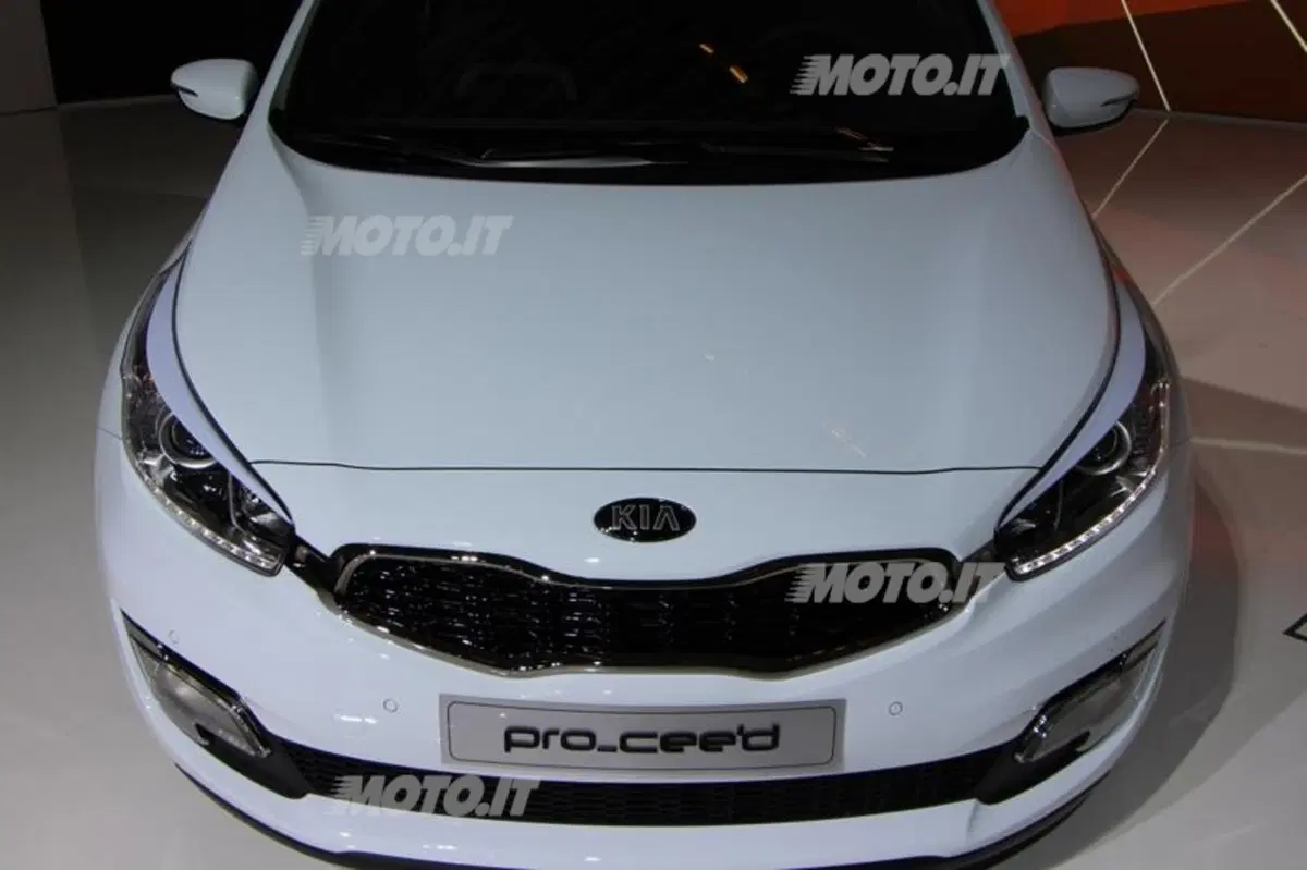 Kia al Salone di Parigi 2012 (6)