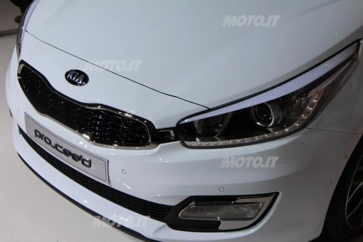 Kia al Salone di Parigi 2012 (7)
