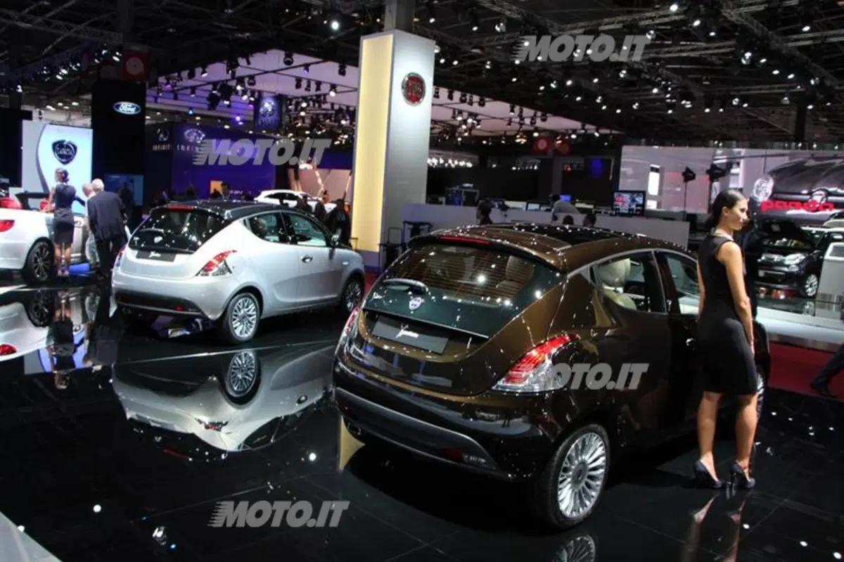 Lancia al Salone di Parigi 2012 (3)