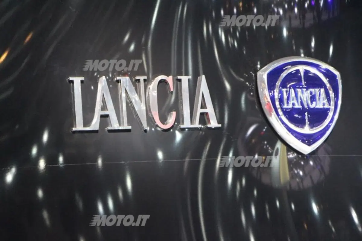 Lancia al Salone di Parigi 2012 (12)