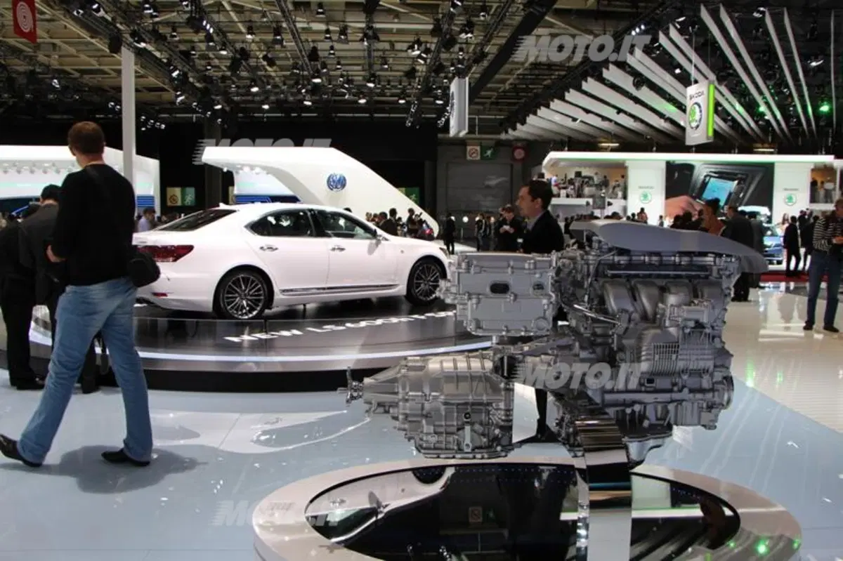 Lexus al Salone di Parigi 2012 (9)