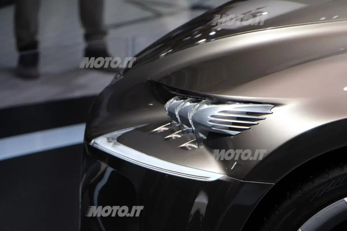 Lexus al Salone di Parigi 2012 (23)