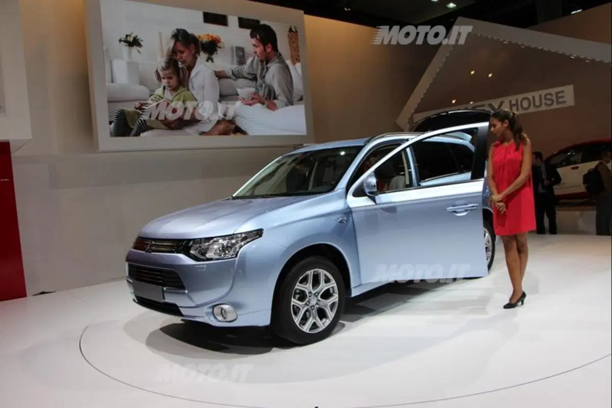 Mitsubishi al Salone di Parigi 2012