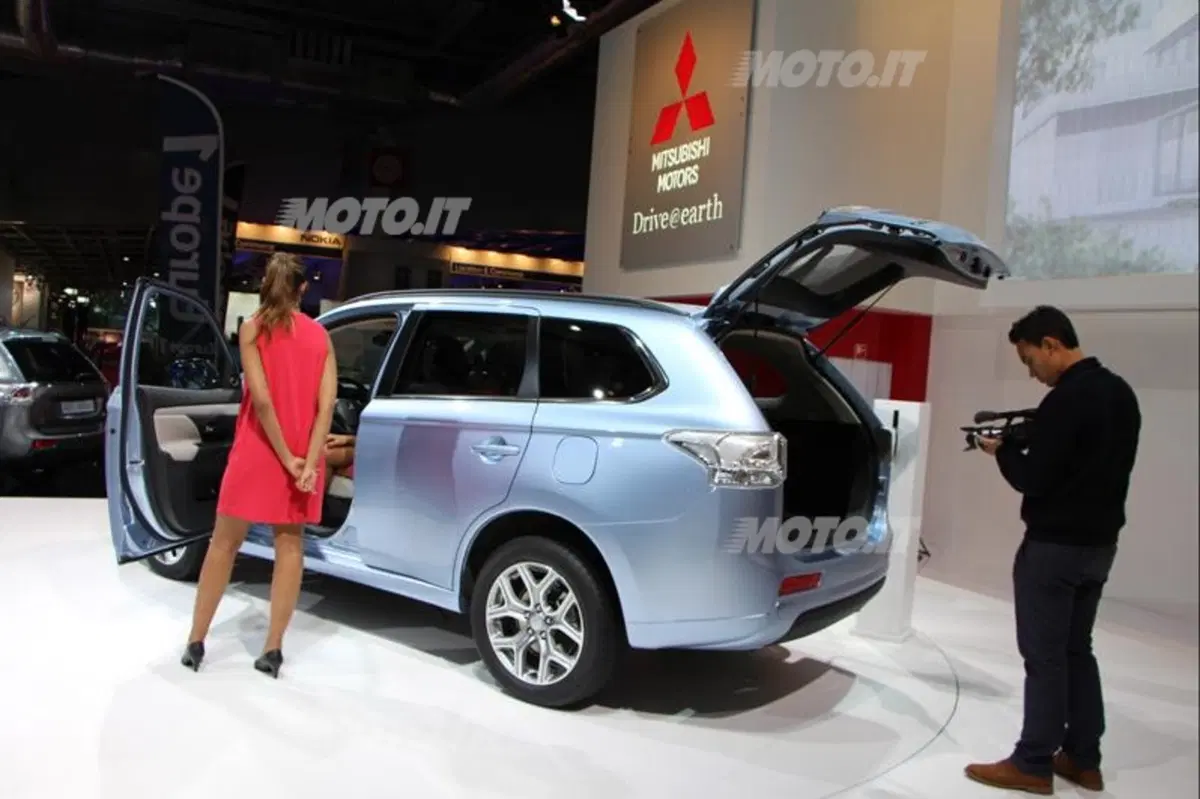 Mitsubishi al Salone di Parigi 2012 (3)