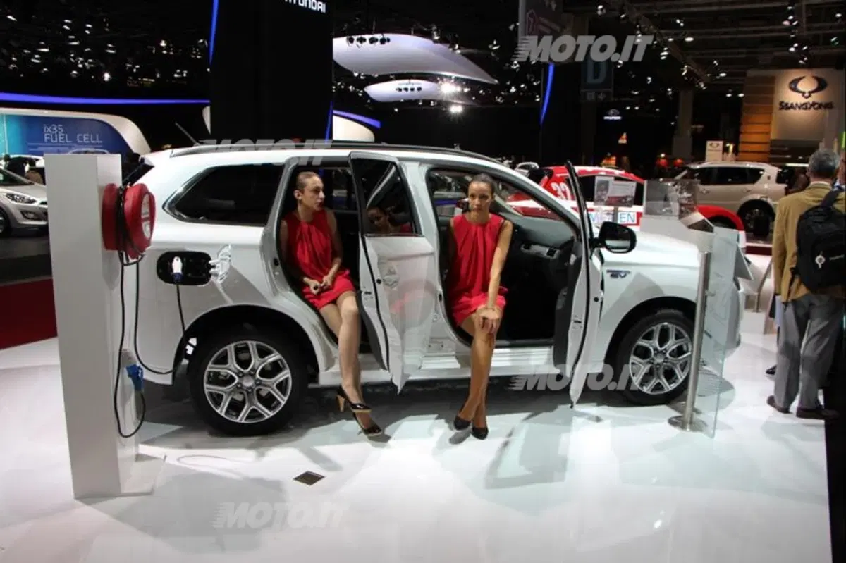 Mitsubishi al Salone di Parigi 2012 (12)