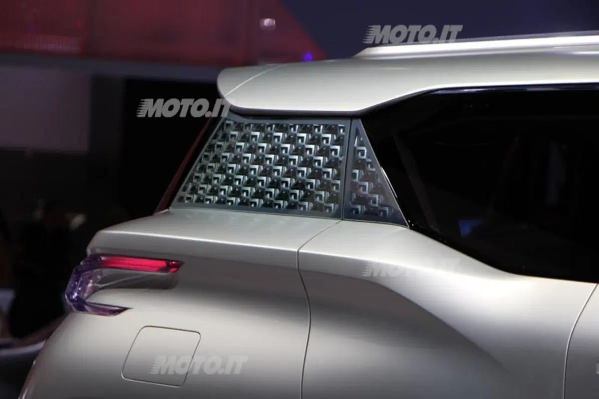 Nissan al Salone di Parigi 2012 (13)