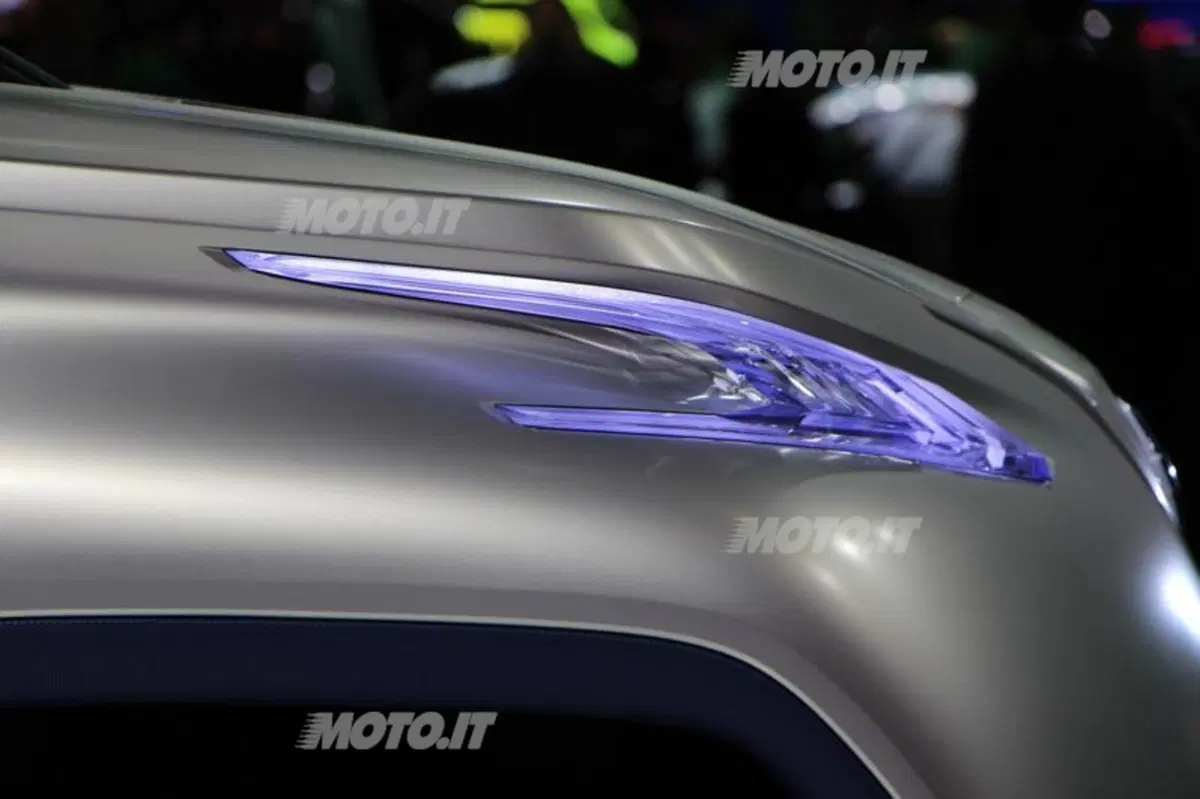 Nissan al Salone di Parigi 2012 (14)