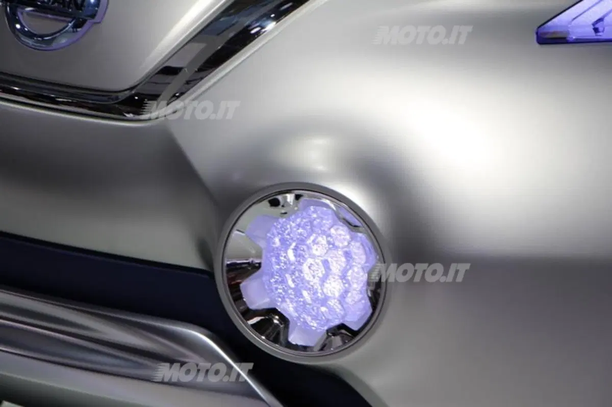 Nissan al Salone di Parigi 2012 (18)