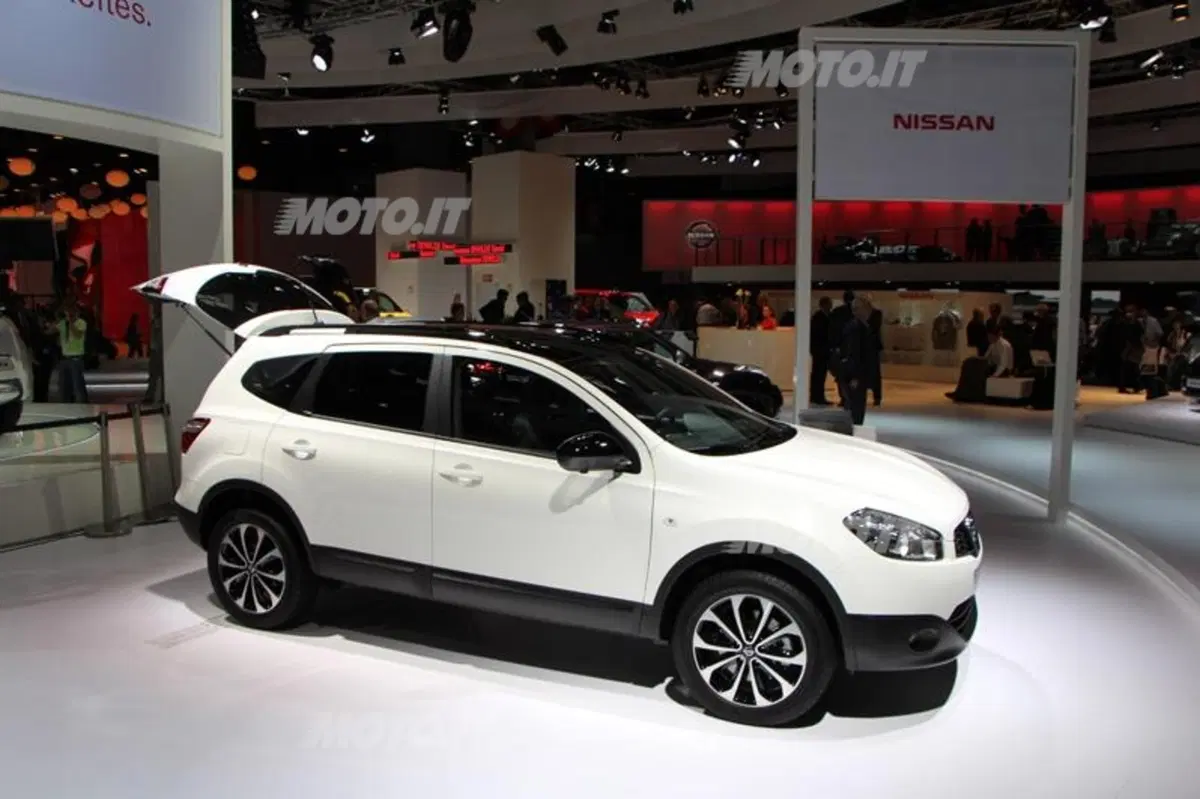 Nissan al Salone di Parigi 2012 (26)