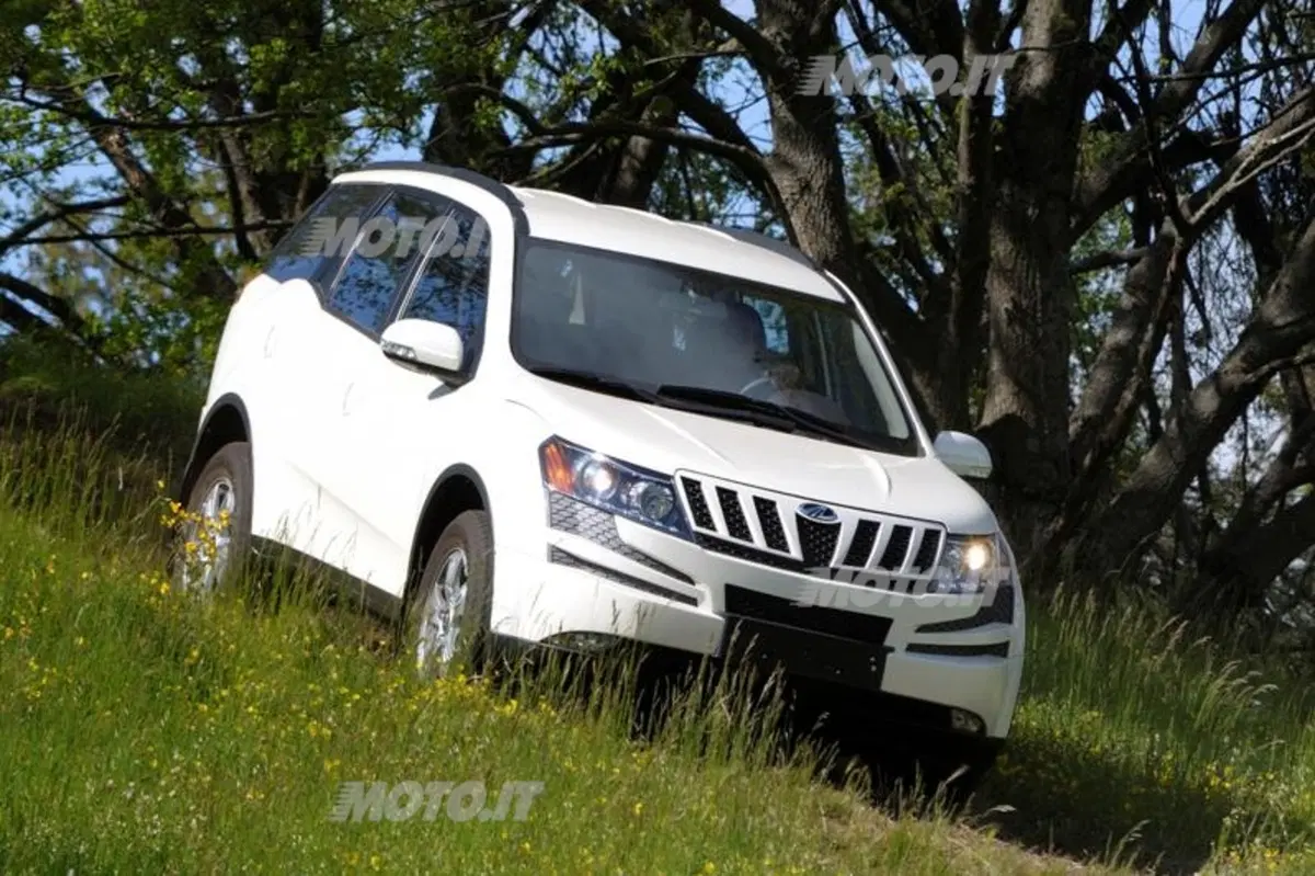 Mahindra XUV500 (31)