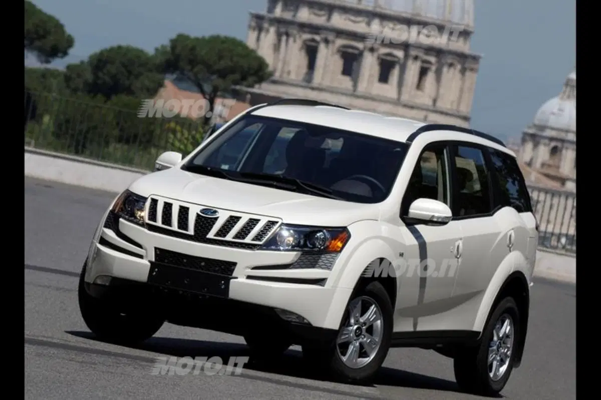 Mahindra XUV500 (32)