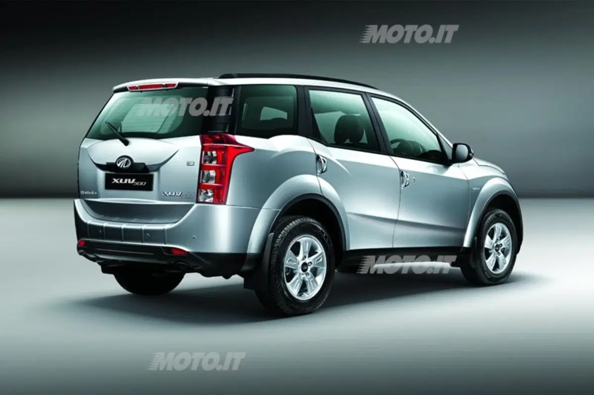 Mahindra XUV500 (35)