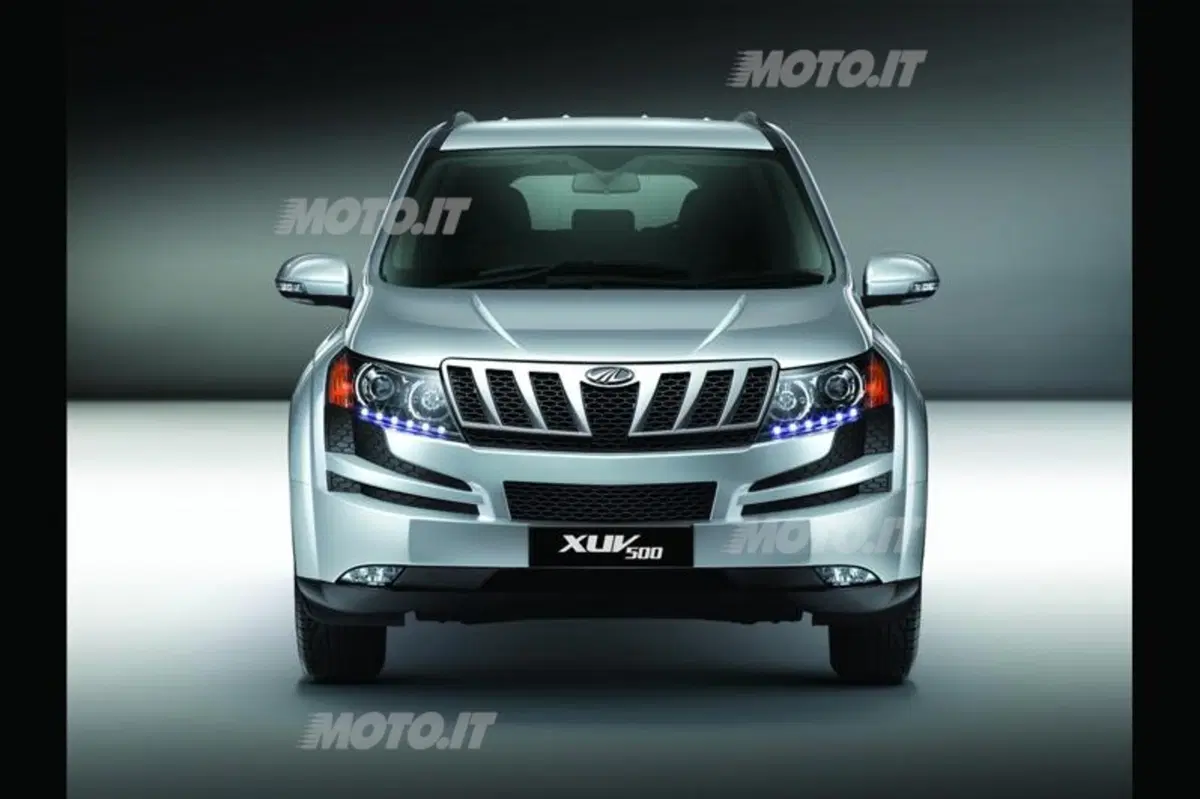 Mahindra XUV500 (42)