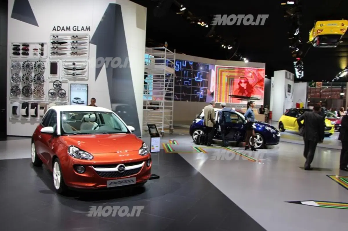 Opel al Salone di Parigi 2012 (9)