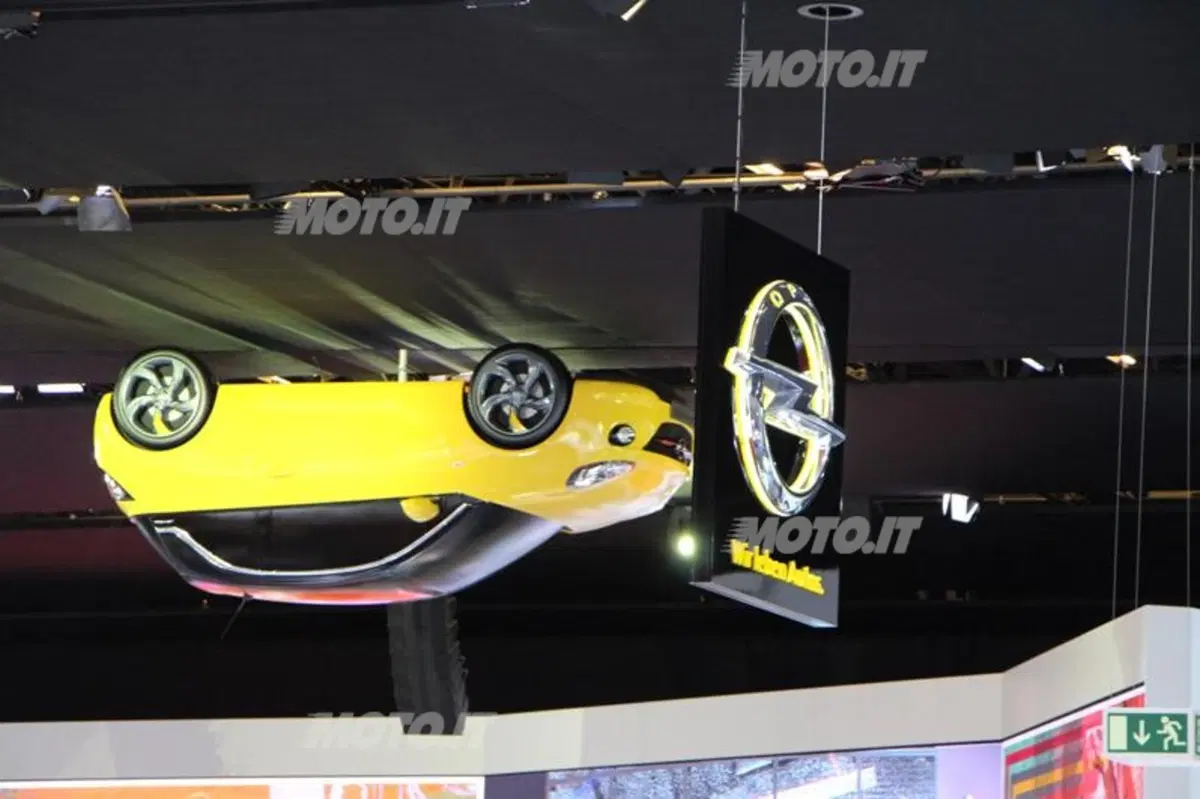 Opel al Salone di Parigi 2012 (26)