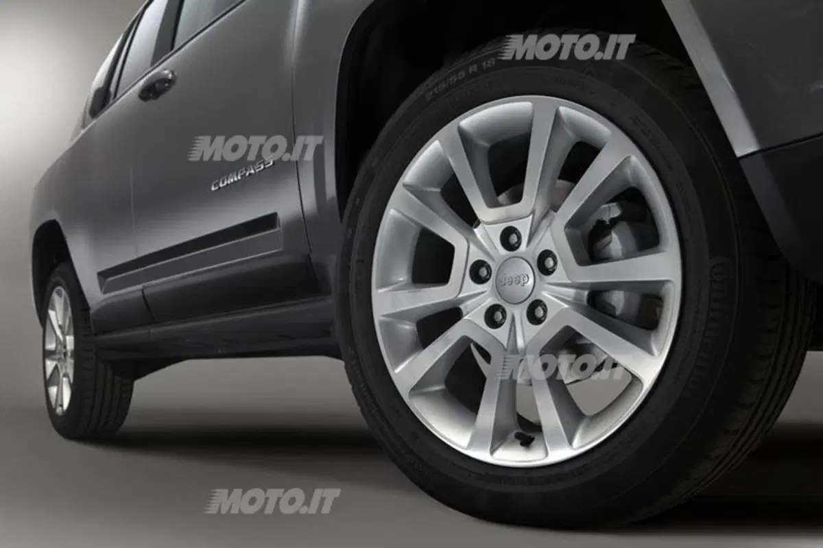 Jeep Compass Overland (3)
