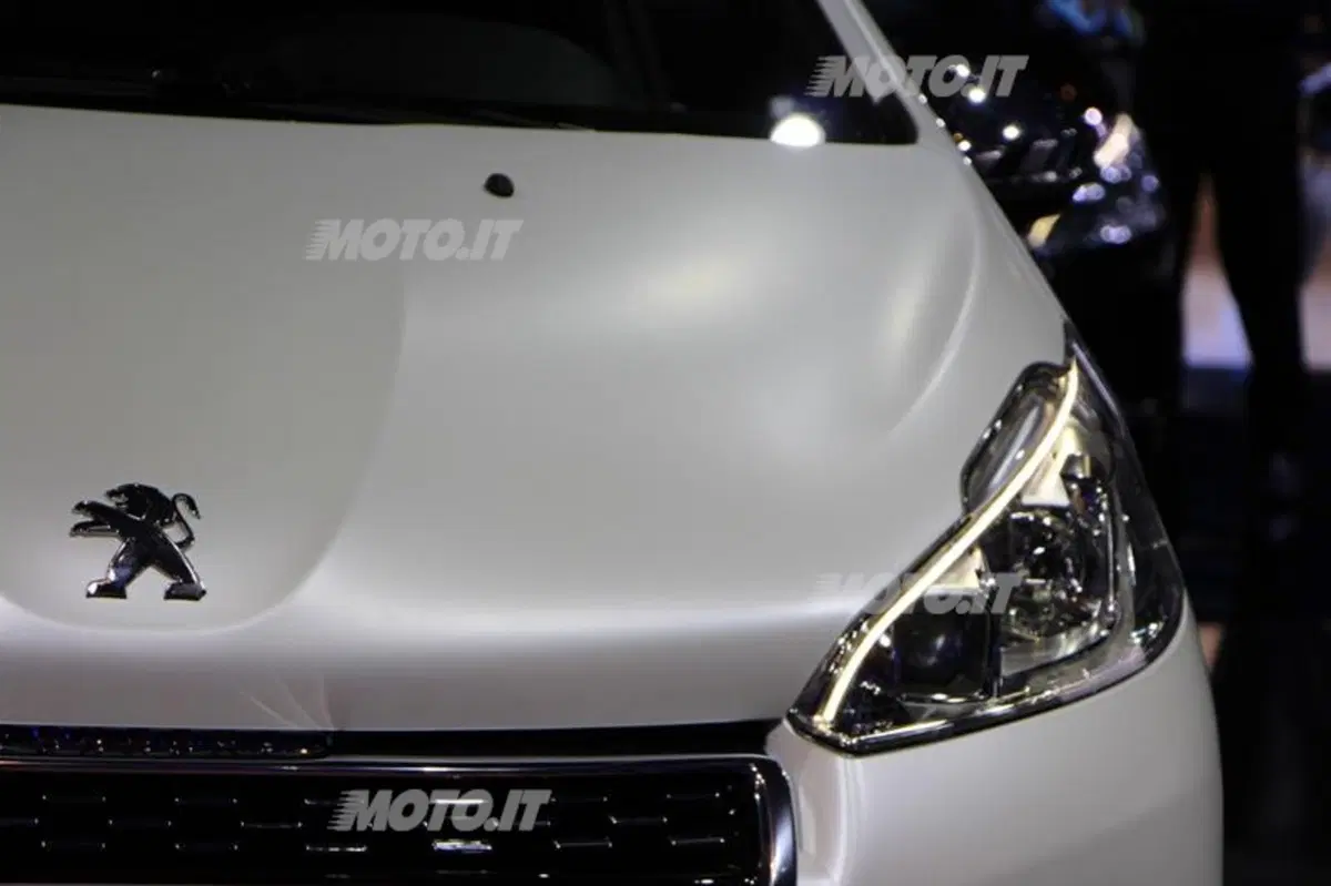 Peugeot al Salone di Parigi 2012 (43)