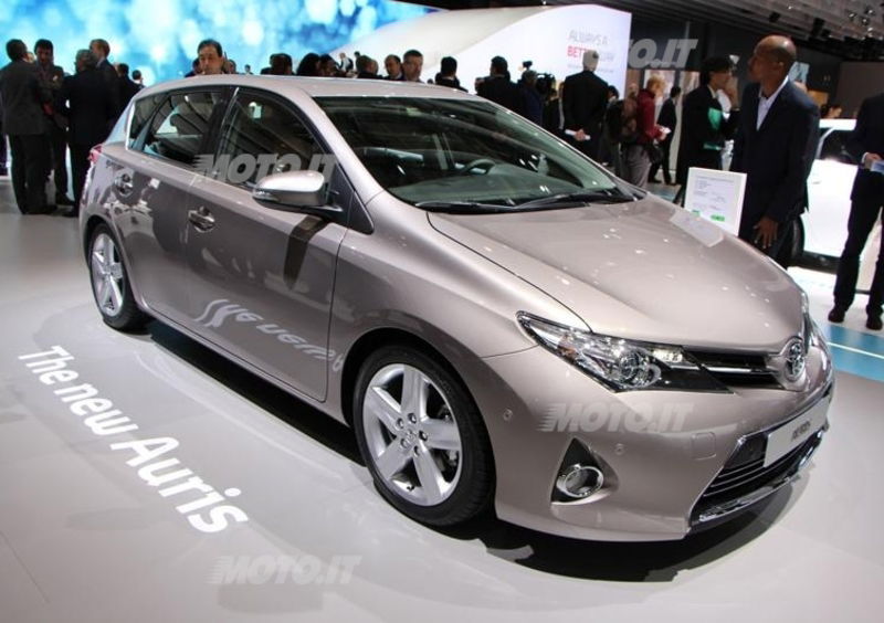 Toyota al Salone di Parigi 2012