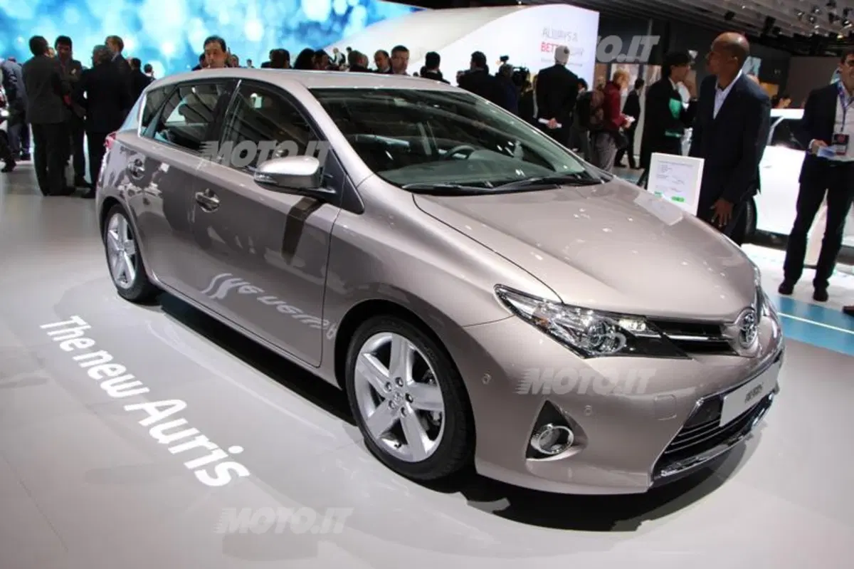 Toyota al Salone di Parigi 2012