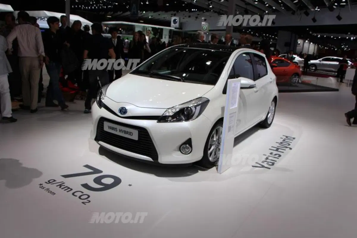 Toyota al Salone di Parigi 2012 (7)
