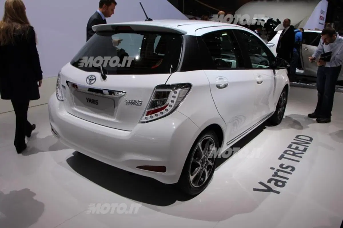 Toyota al Salone di Parigi 2012 (11)