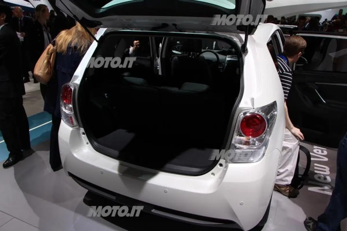 Toyota al Salone di Parigi 2012 (19)