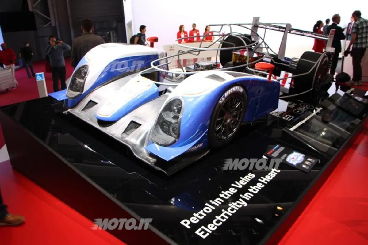 Toyota al Salone di Parigi 2012 (30)