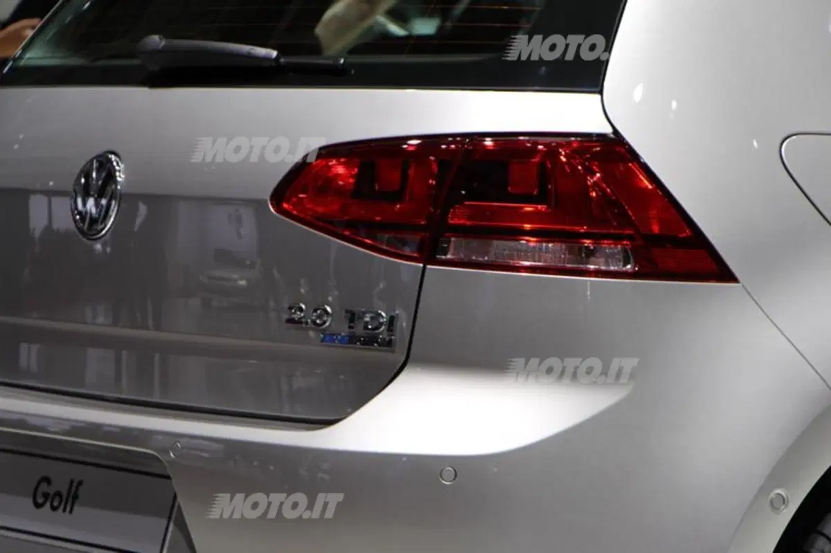 Volkswagen al Salone di Parigi 2012 (15)