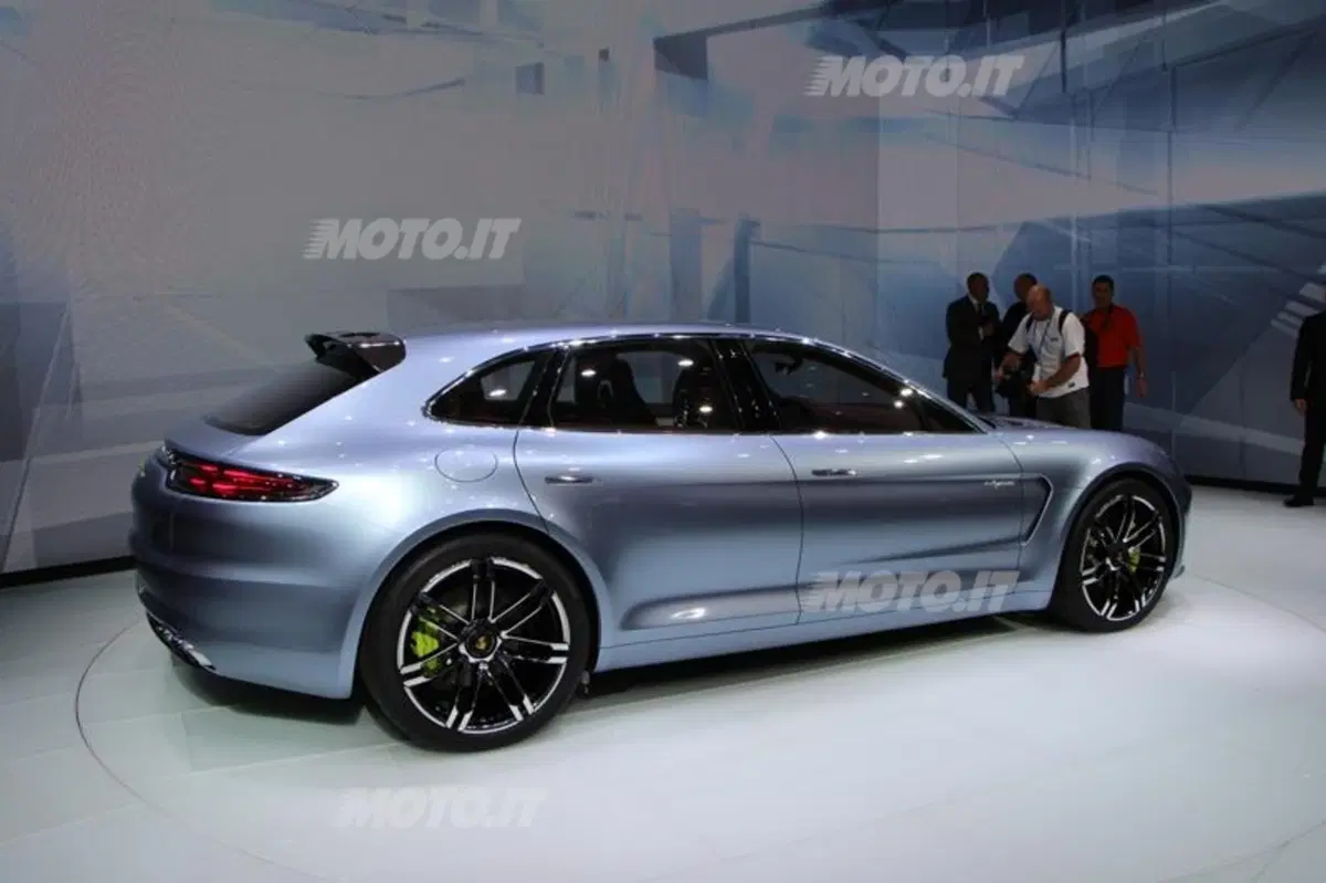 Porsche al Salone di Parigi 2012 (4)