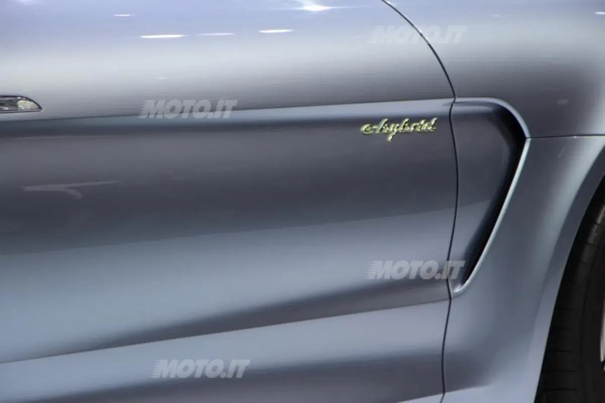 Porsche al Salone di Parigi 2012 (17)