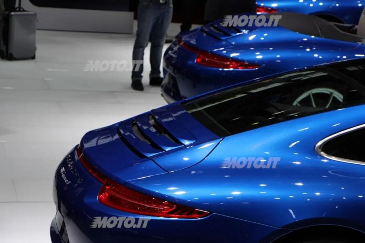 Porsche al Salone di Parigi 2012 (30)