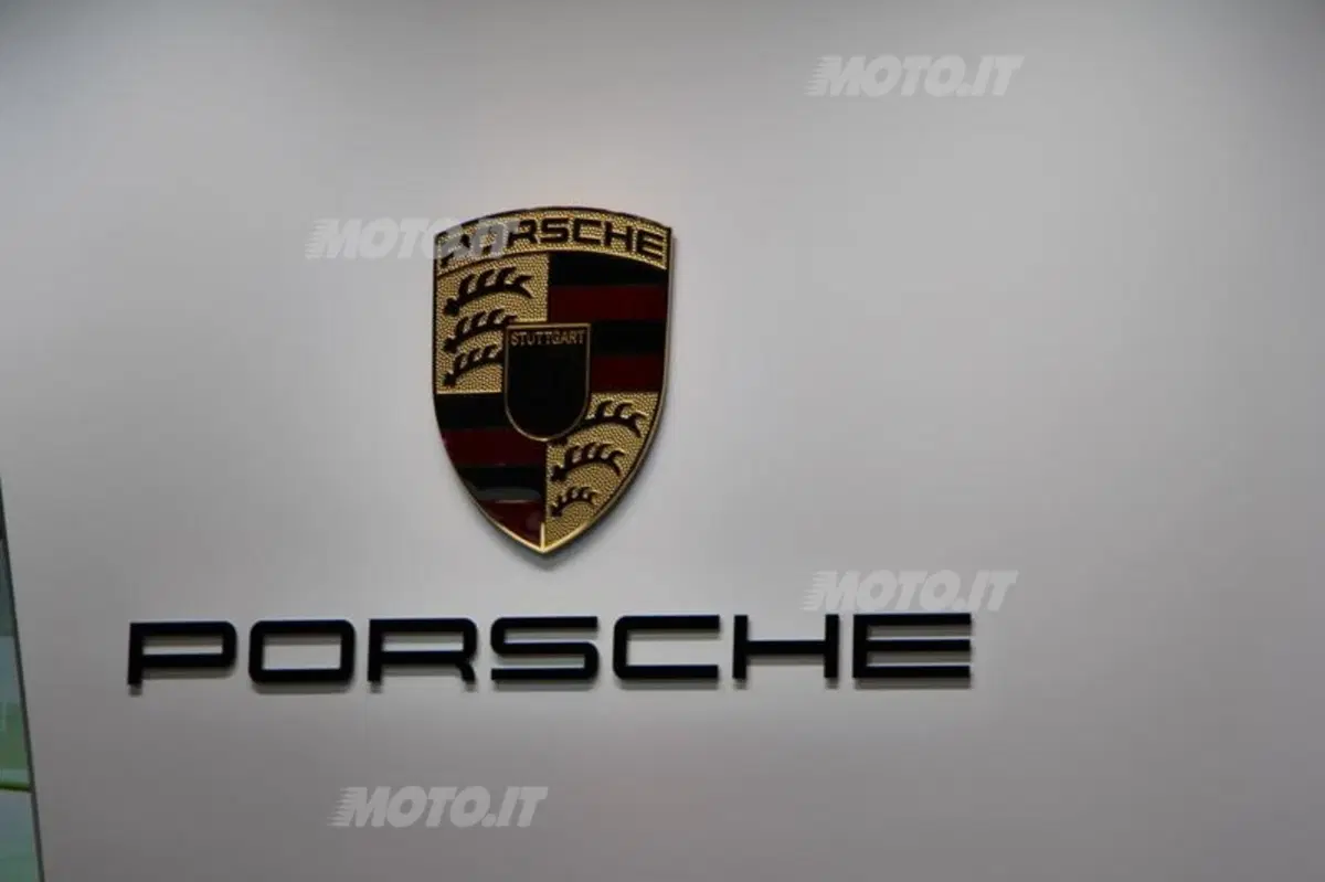 Porsche al Salone di Parigi 2012 (38)