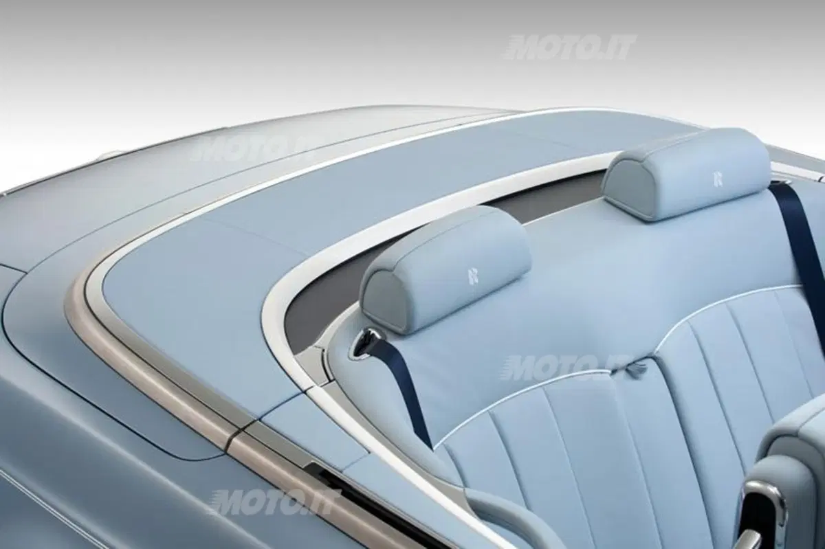Rolls-Royce Phantom e Ghost: a Parigi incontrano l’Art Decò (4)