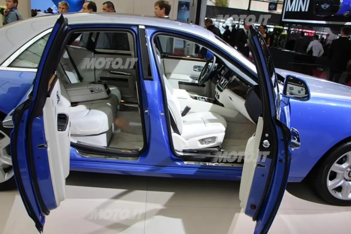 Rolls-Royce al Salone di Parigi 2012 (3)