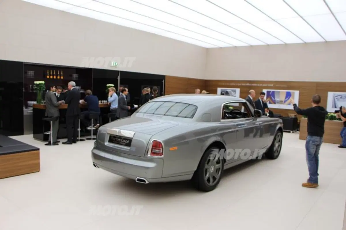Rolls-Royce al Salone di Parigi 2012 (13)
