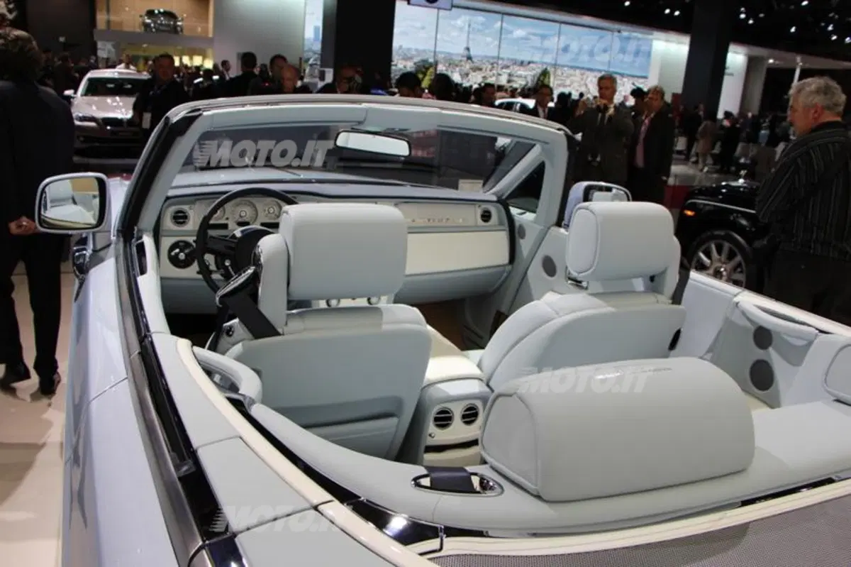Rolls-Royce al Salone di Parigi 2012 (19)