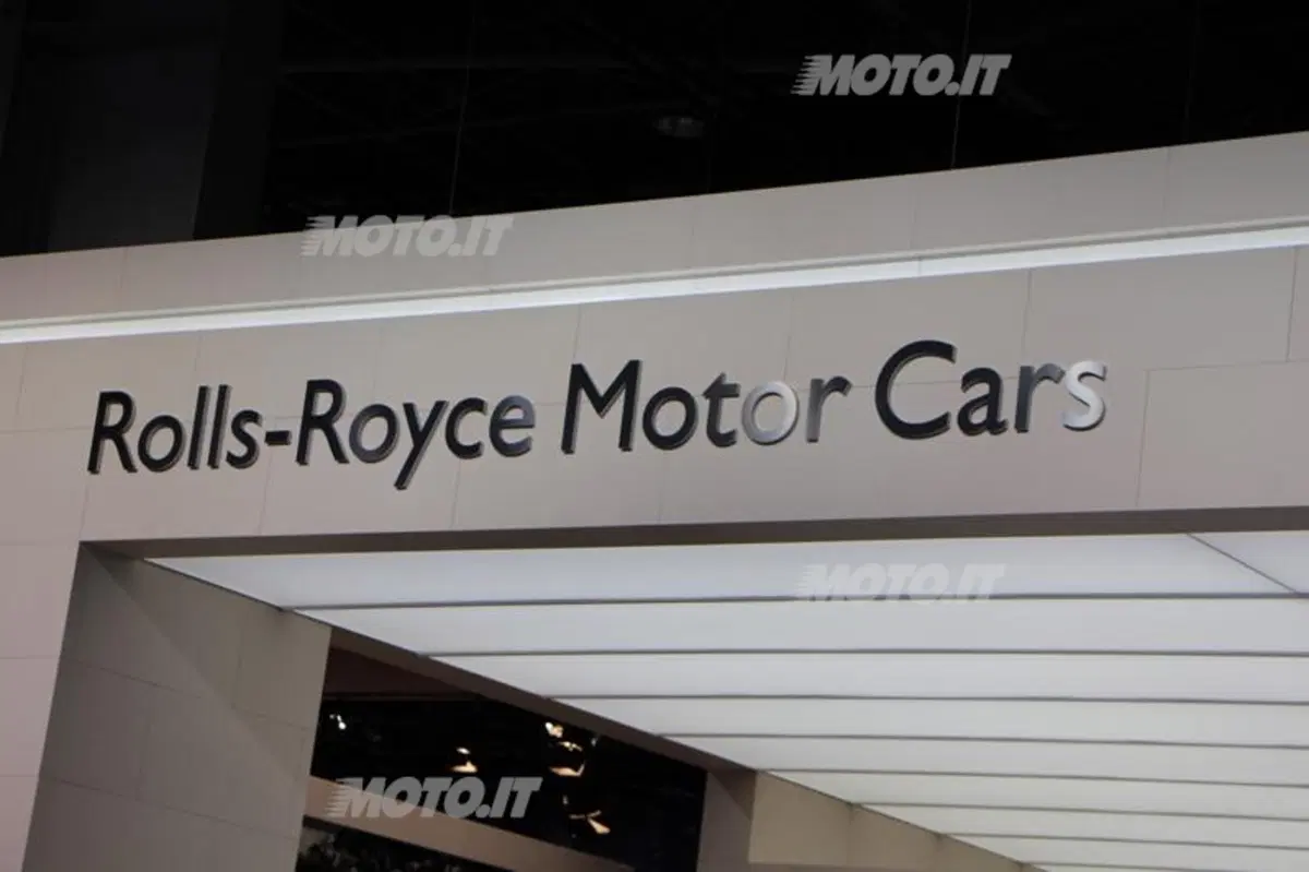 Rolls-Royce al Salone di Parigi 2012 (24)